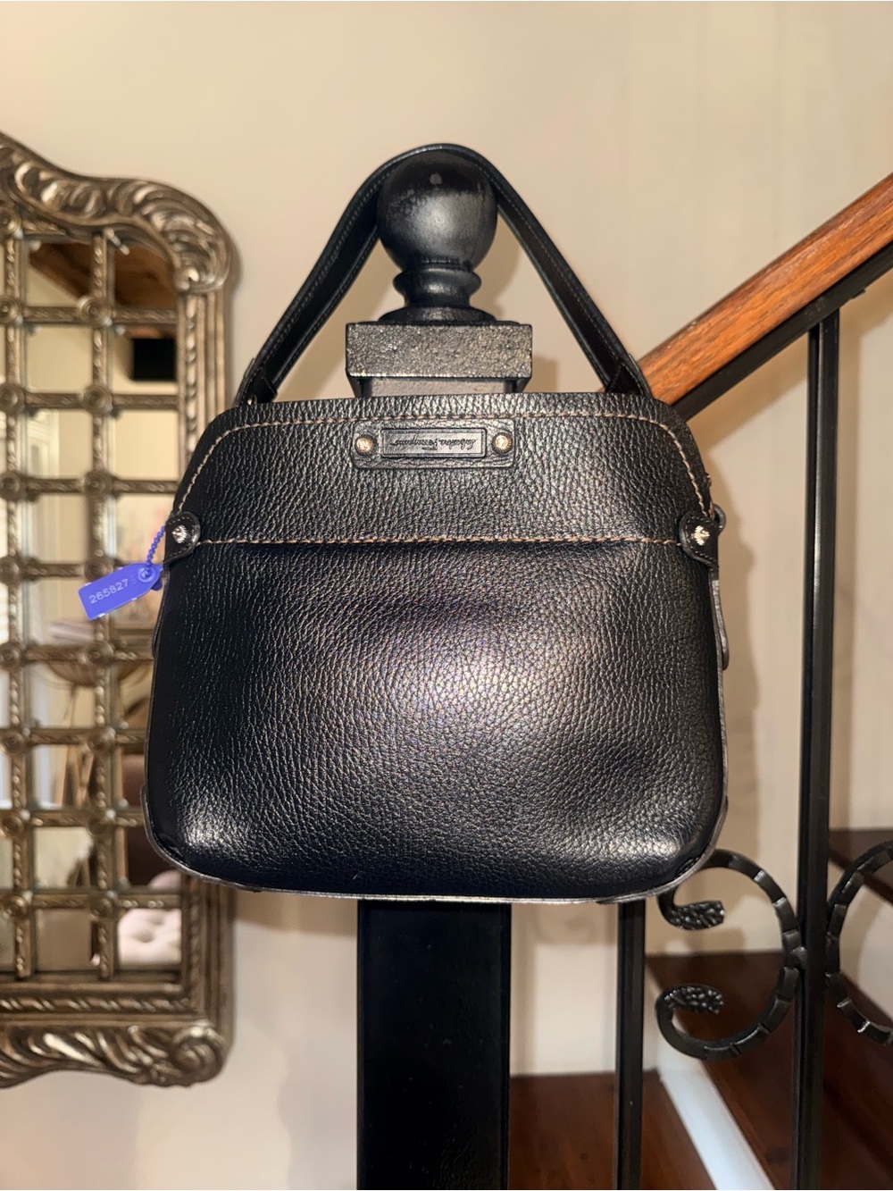 Salvatore Ferragamo Vintage 21 A303 Black Pebbled Leather Bag FULL SET